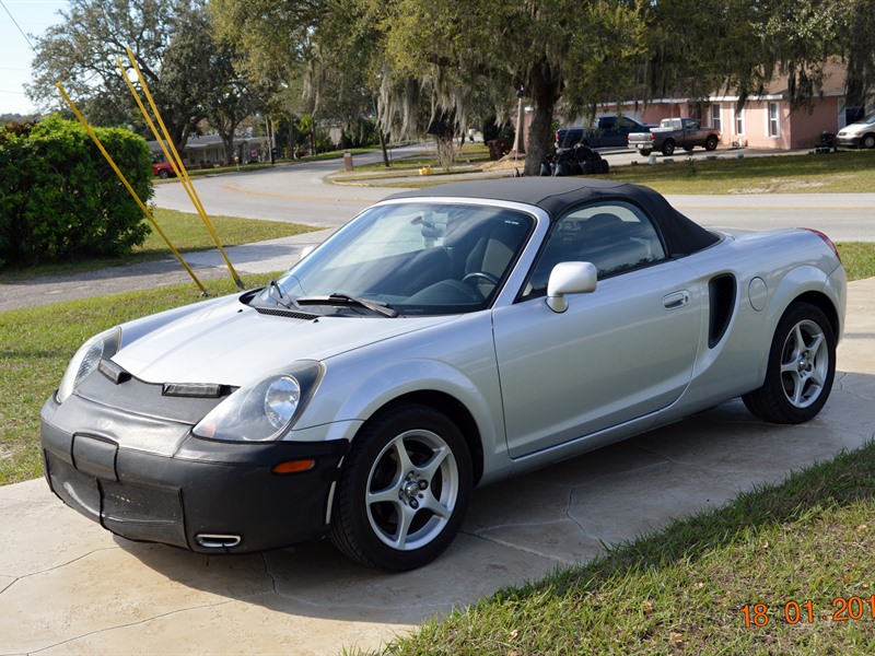 2000 Toyota MR2 for sale by owner in LAKE WALES