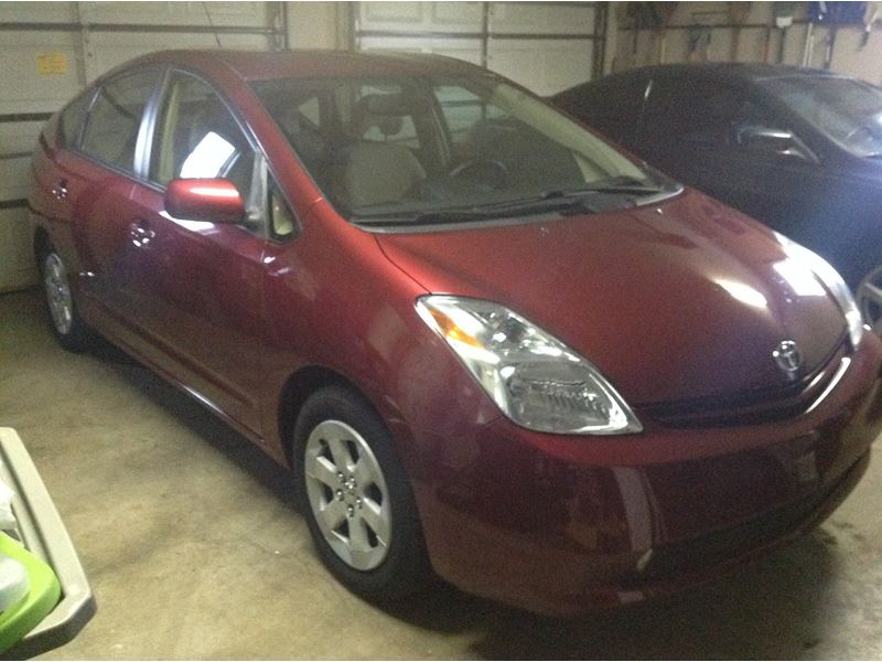 2004 Toyota Prius for sale by owner in Evansville
