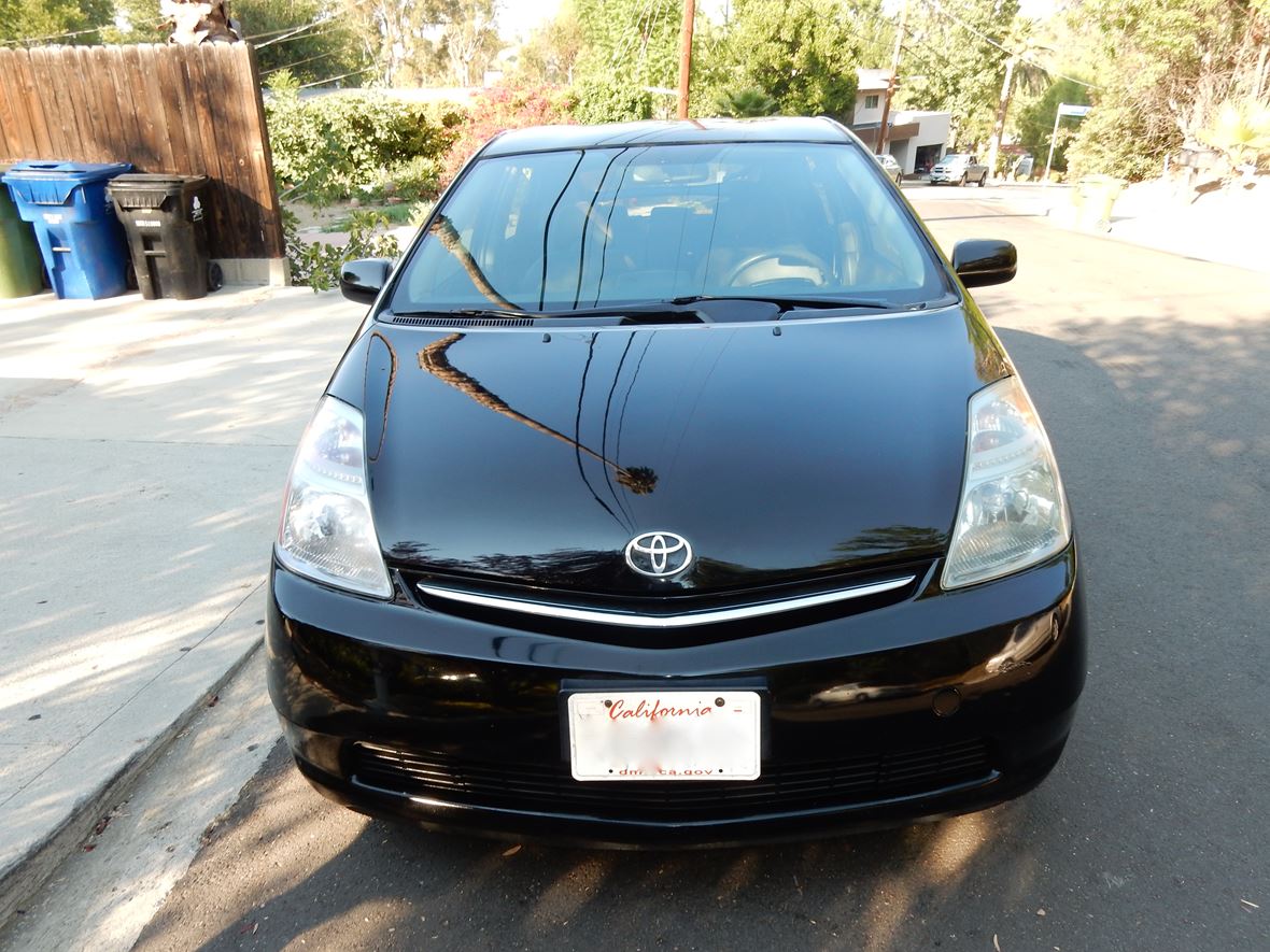 2006 Toyota Prius for sale by owner in Woodland Hills