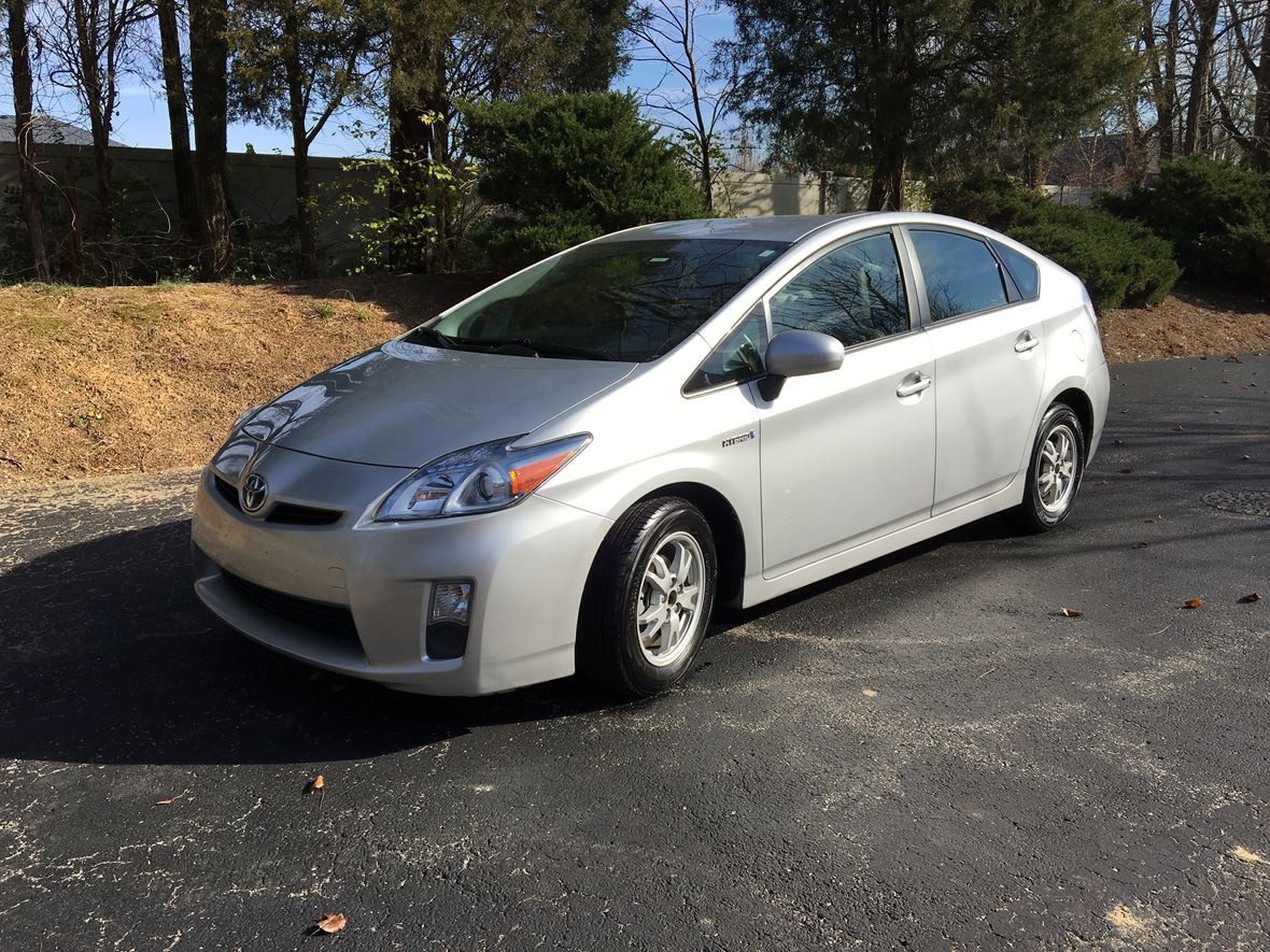 2010 Toyota Prius for sale by owner in Louisville