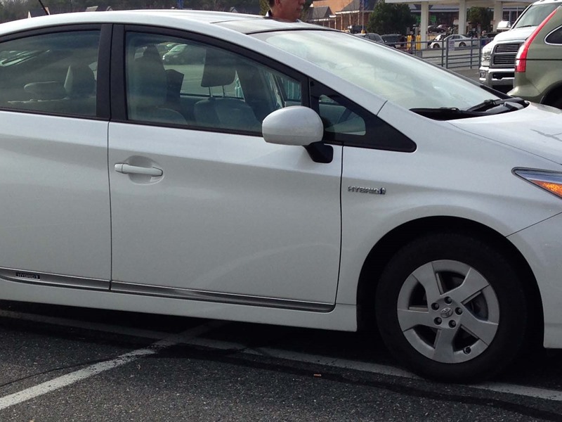 2011 Toyota Prius for sale by owner in LOUISA