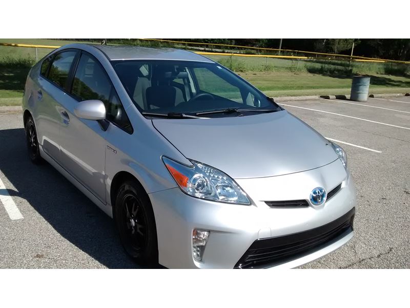 2013 Toyota Prius for sale by owner in Indianapolis