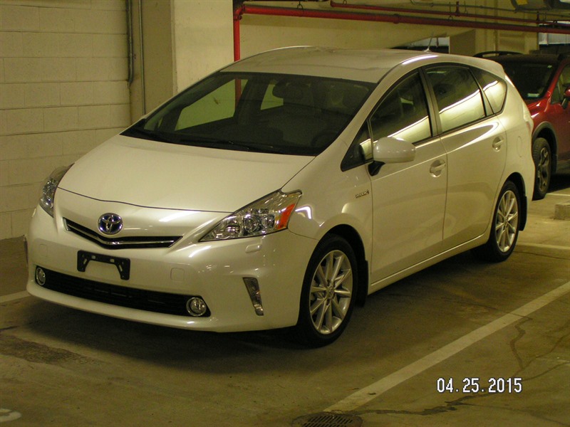 2013 Toyota Prius V for sale by owner in WASHINGTON