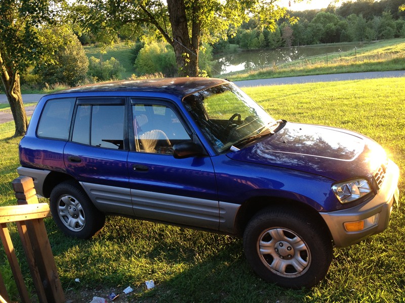 2000 Toyota Rav 4 for sale by owner in DIXON