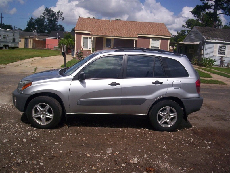 2001 Toyota Rav 4 for sale by owner in NEW ORLEANS