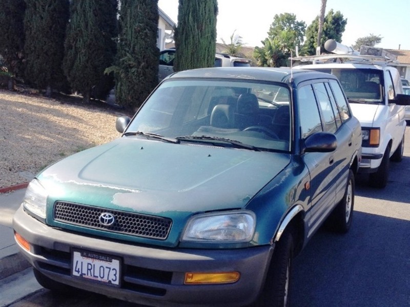 1998 Toyota RAV4 for sale by owner in SAN DIEGO