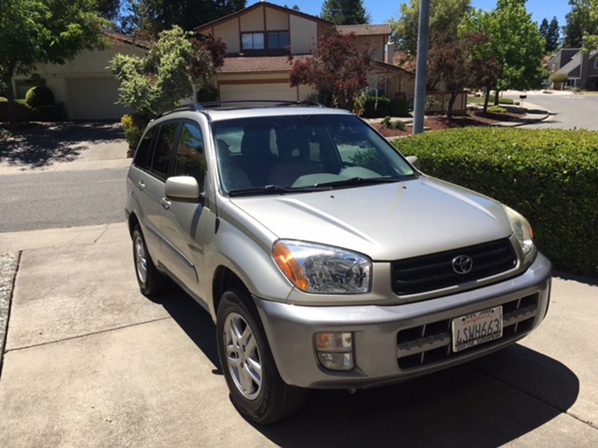 2001 Toyota Rav4 for sale by owner in Pleasant Hill