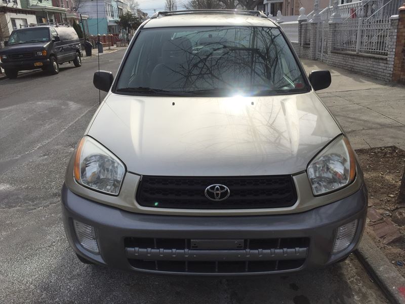 2003 Toyota Rav4 for sale by owner in Brooklyn