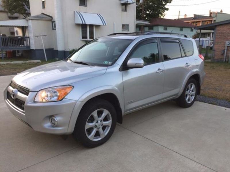 2011 Toyota Rav4 for sale by owner in Strasburg