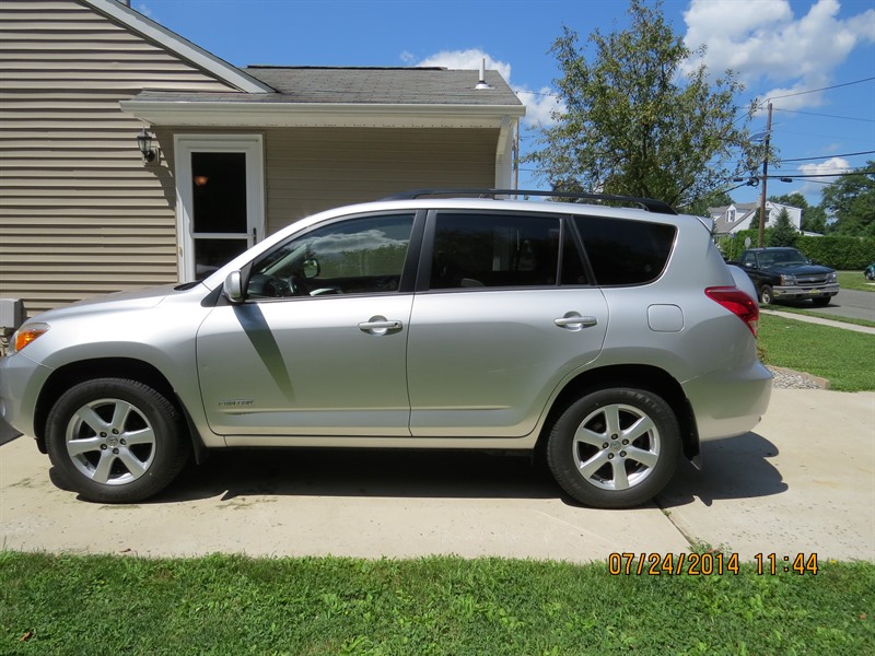 2008 Toyota RAV4 Limited for sale by owner in TRENTON