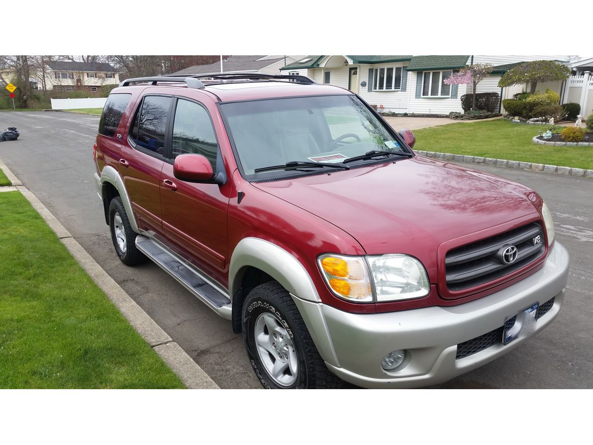 2002 Toyota Sequoia for sale by owner in West Babylon