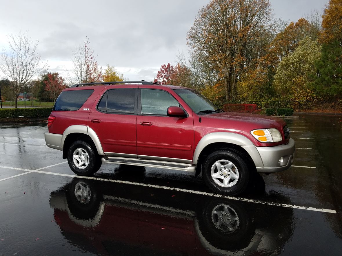 2002 Toyota Sequoia for sale by owner in Beaverton