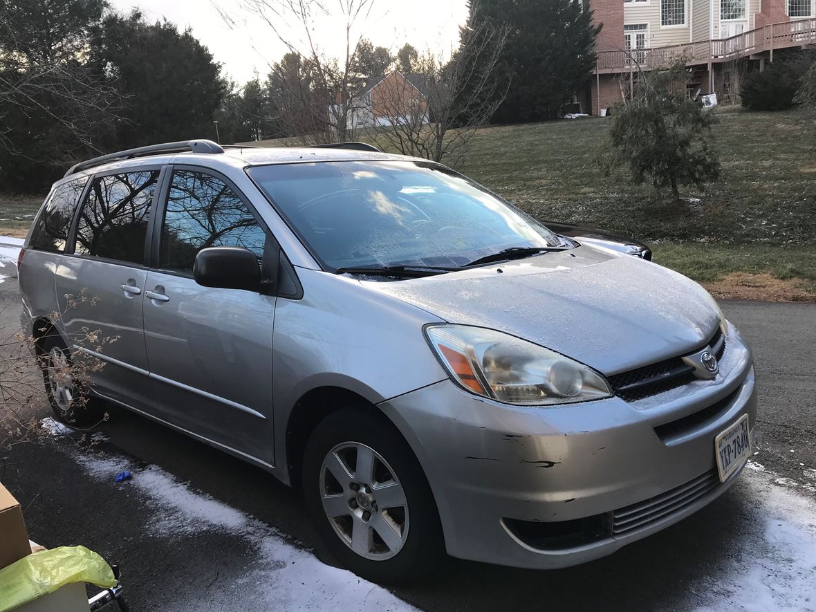 2005 Toyota Sienna for sale by owner in Great Falls