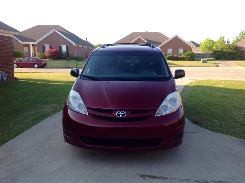 2008 Toyota Sienna LE for sale by owner in MONTGOMERY