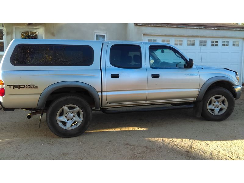 2001 Toyota Tacoma for sale by owner in WILDOMAR