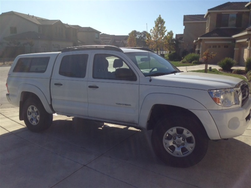 2007 Toyota Tacoma for sale by owner in ROSEVILLE