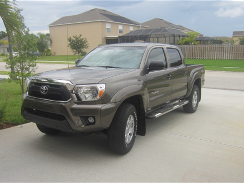 2012 Toyota Tacoma for sale by owner in MELBOURNE
