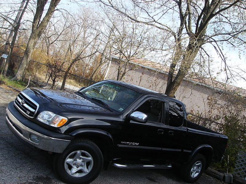 2000 Toyota Tundra for sale by owner in NORMAL