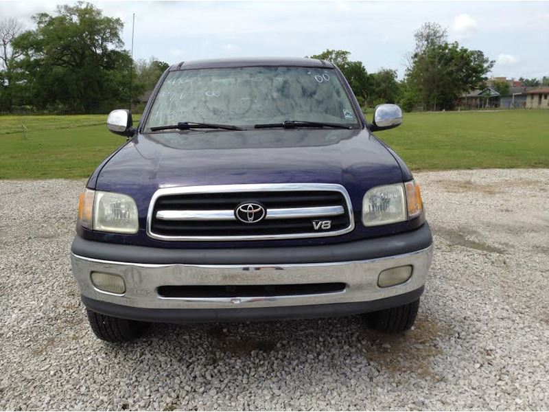 2000 Toyota Tundra for sale by owner in Houma