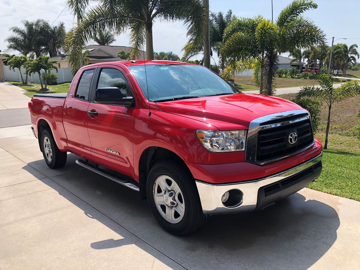 2010 Toyota Tundra for sale by owner in Cape Coral
