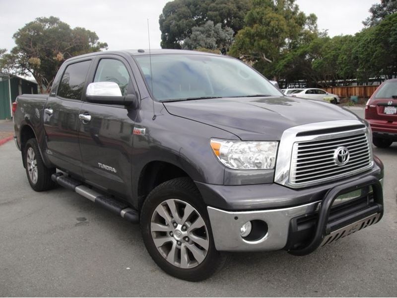 2011 Toyota Tundra for sale by owner in MEMPHIS