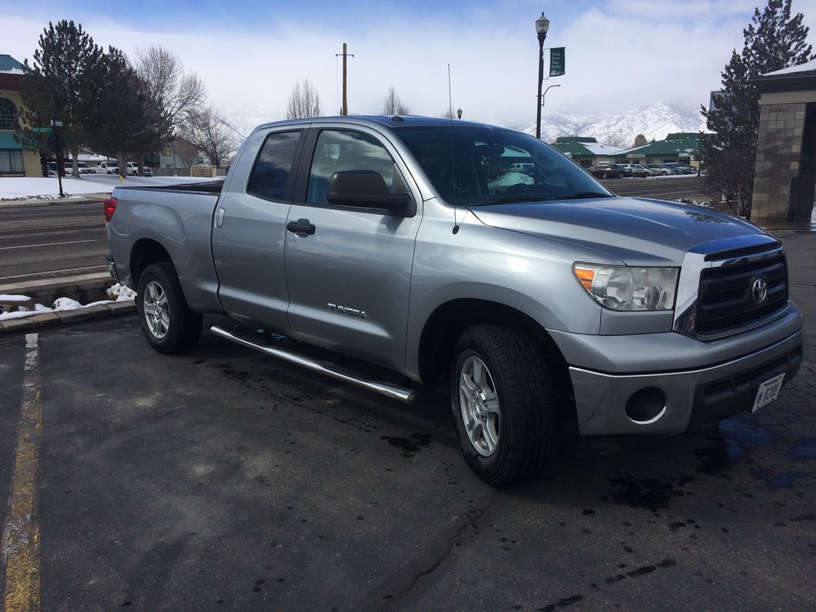 2011 Toyota Tundra for sale by owner in Gardnerville