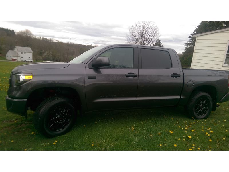 2016 Toyota Tundra for sale by owner in Ridgway