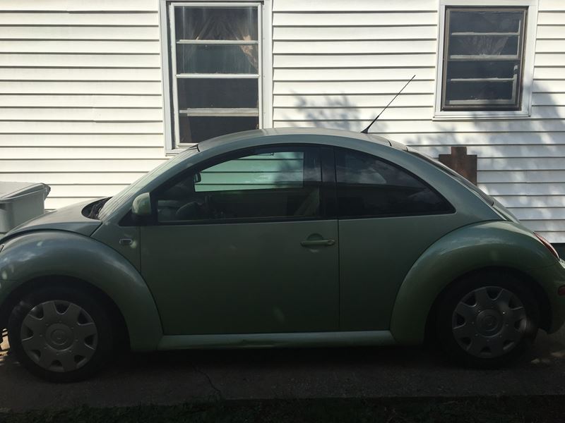 1999 Volkswagen Beetle for sale by owner in Atlanta