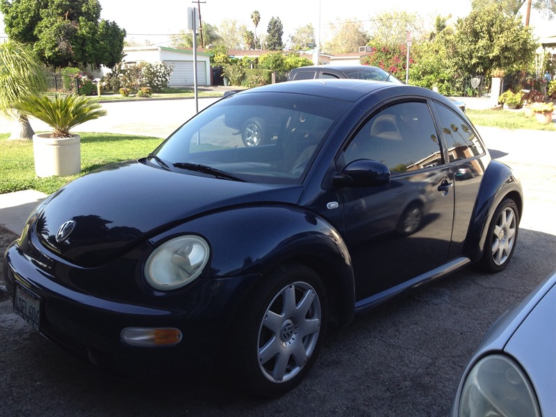 2001 Volkswagen Beetle for sale by owner in LA PUENTE