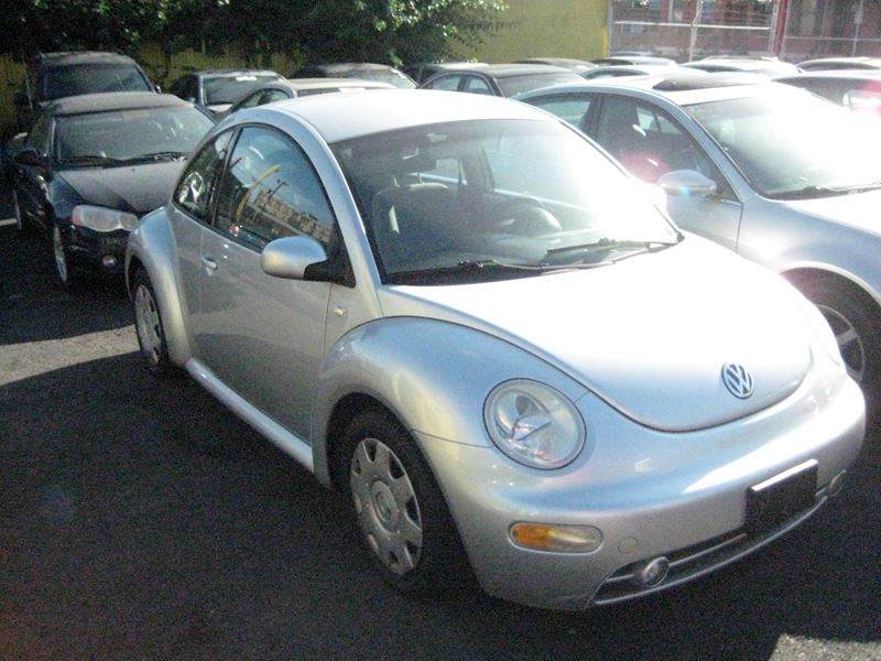 2001 Volkswagen Beetle for sale by owner in JERSEY CITY