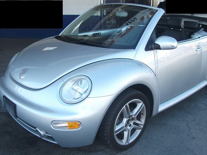2003 Volkswagen Beetle for sale by owner in LAS VEGAS