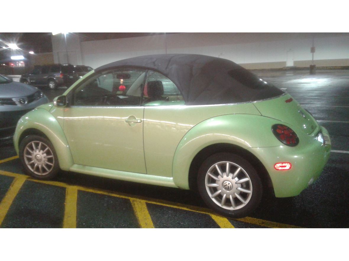 2005 Volkswagen Beetle Convertible for sale by owner in Johnston