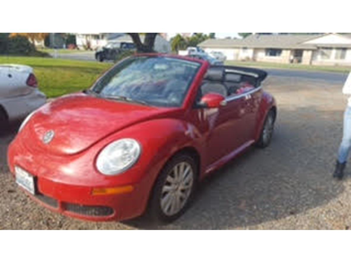 2008 Volkswagen Beetle Convertible for sale by owner in Pasco