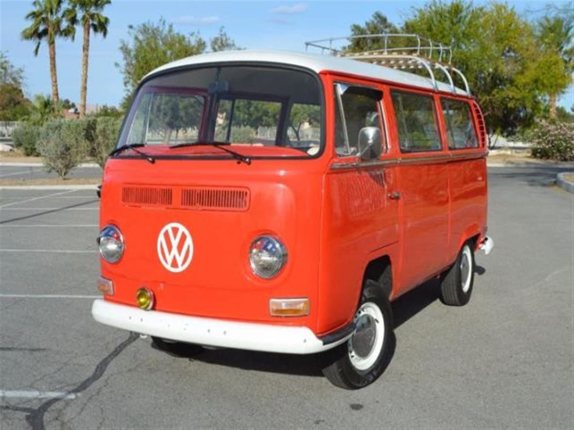 1971 Volkswagen Bus for sale by owner in Las Vegas