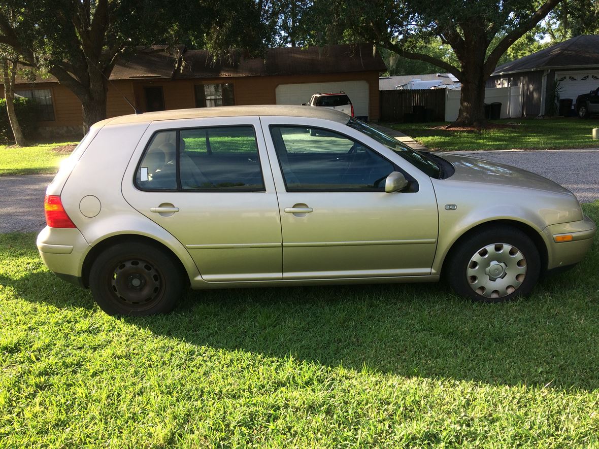 2004 Volkswagen Golf for sale by owner in Middleburg
