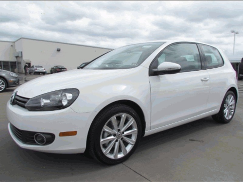 2013 Volkswagen Golf TDI for sale by owner in LAWRENCE
