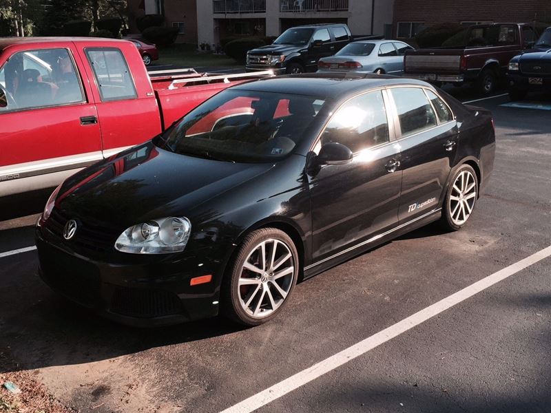 2010 Volkswagen Jetta for sale by owner in BROOMALL