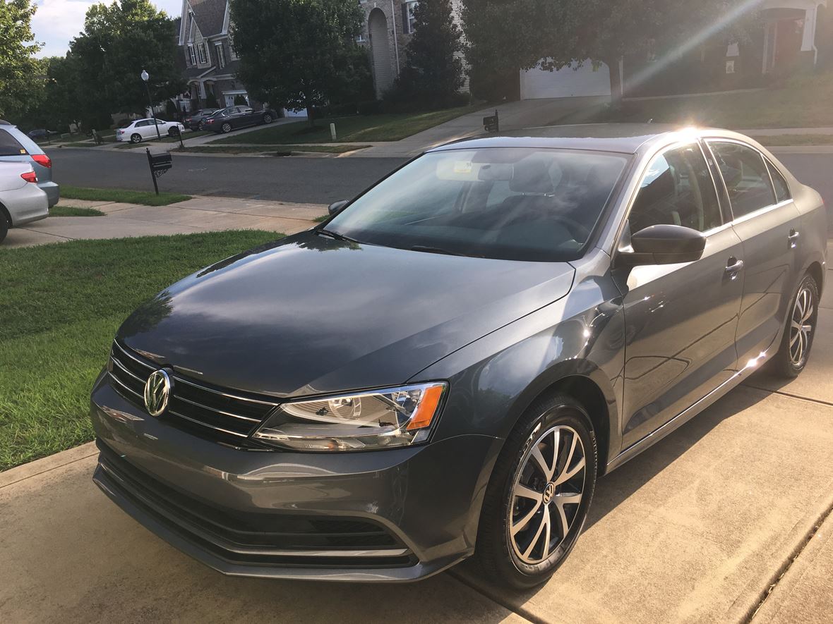 2016 Volkswagen Jetta for sale by owner in Charlotte
