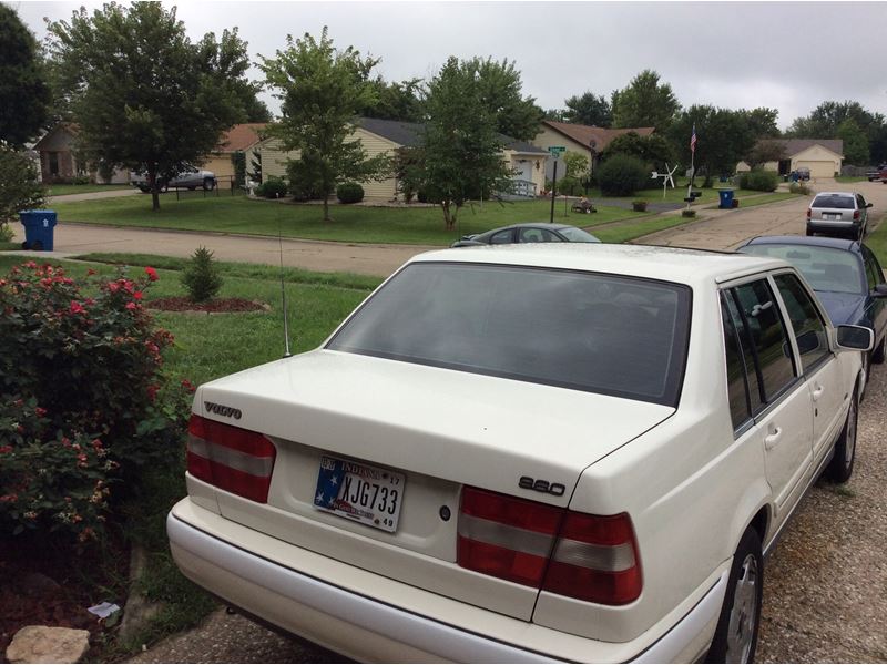 1996 Volvo 960 for sale by owner in Indianapolis