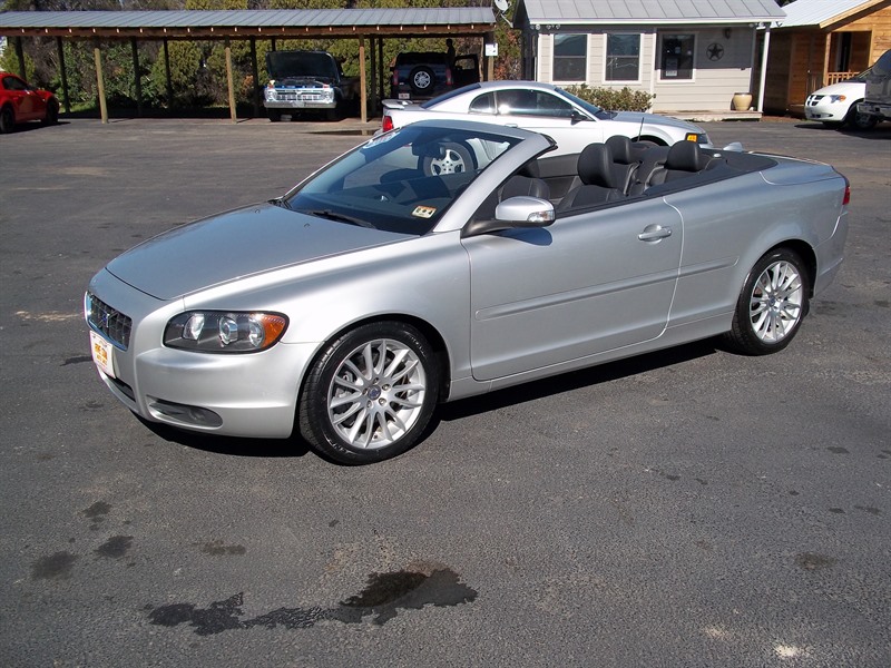 2009 Volvo C 70 for sale by owner in BOERNE
