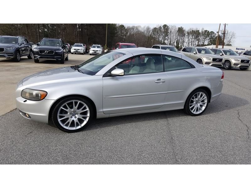 2006 Volvo C70 for sale by owner in CUMMING