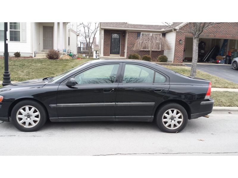 2002 Volvo S60 for sale by owner in LEWIS CENTER