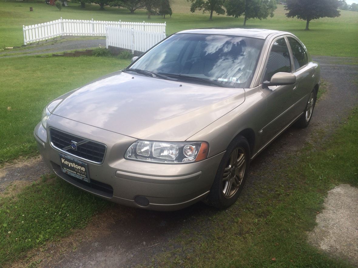 2005 Volvo S60 for sale by owner in Bloomsburg
