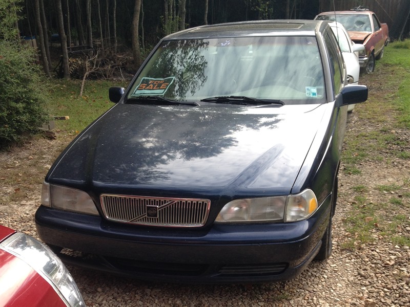 1998 Volvo S70 2.4 for sale by owner in BAKER