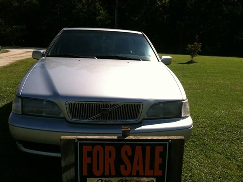 1998 Volvo V 70 for sale by owner in CHADBOURN
