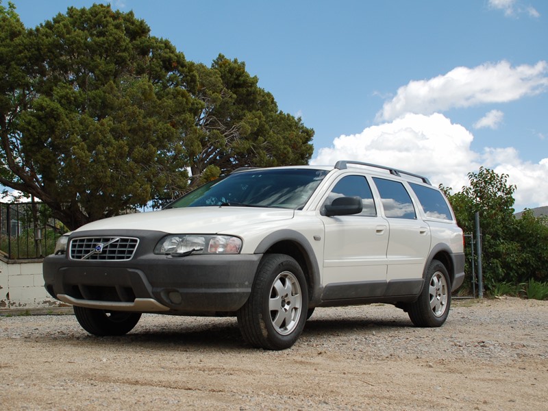 2002 Volvo V70 for sale by owner in ALBUQUERQUE