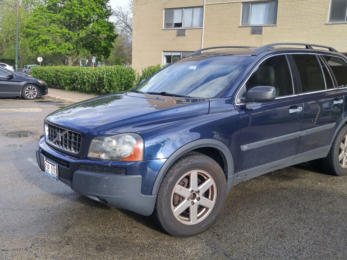 2003 Volvo XC90 for sale by owner in Chicago
