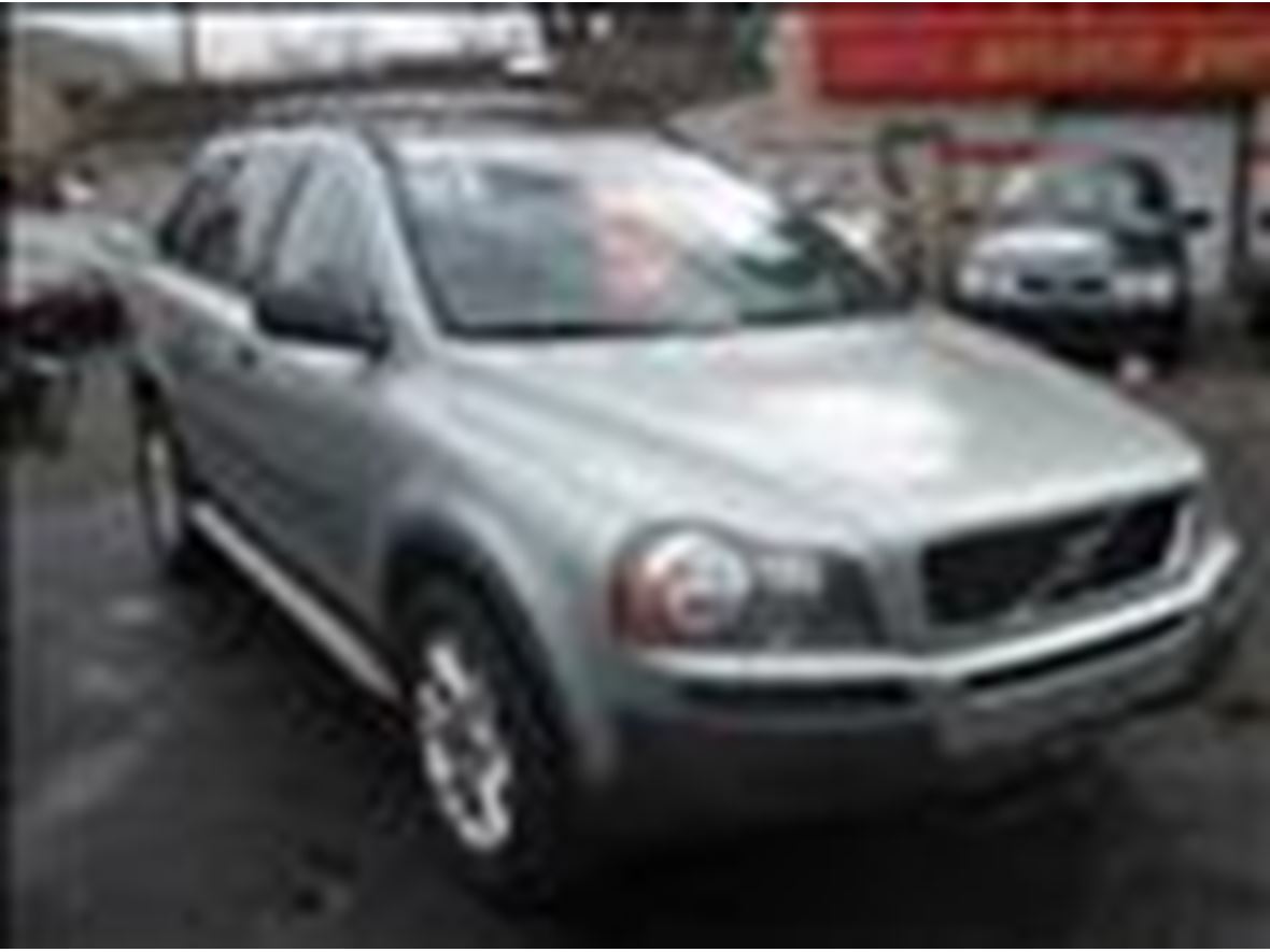 2003 Volvo XC90 for sale by owner in Springfield