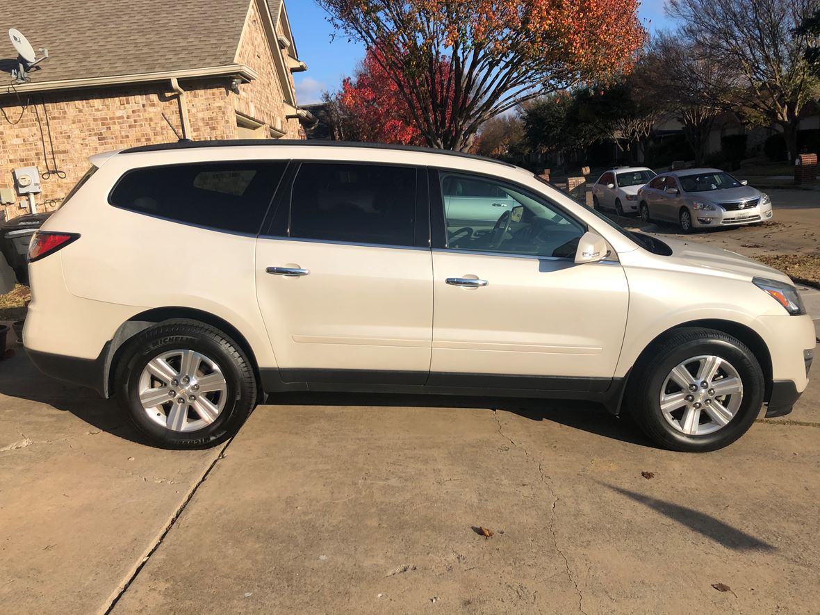 2014 Chevrolet Traverse for sale by owner in Little Elm