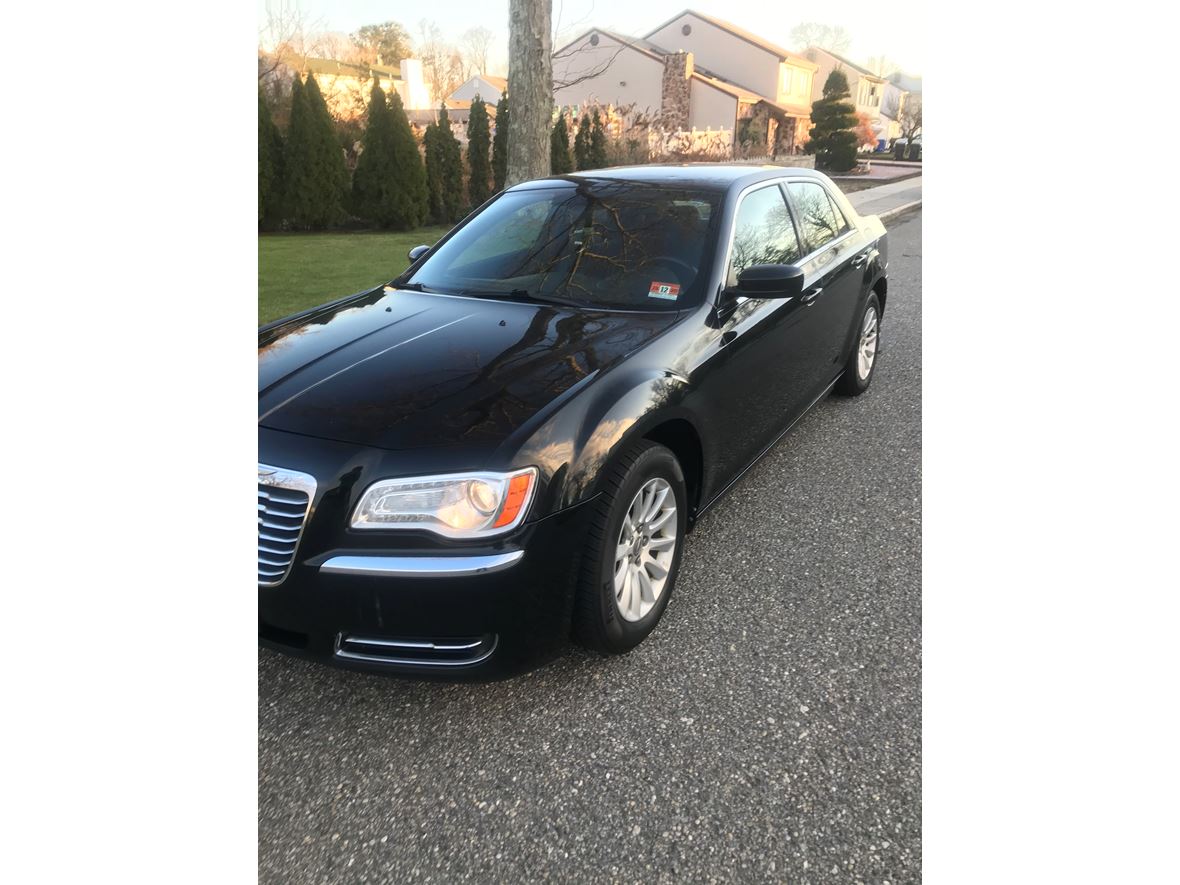 2012 Chrysler 300 for sale by owner in Toms River